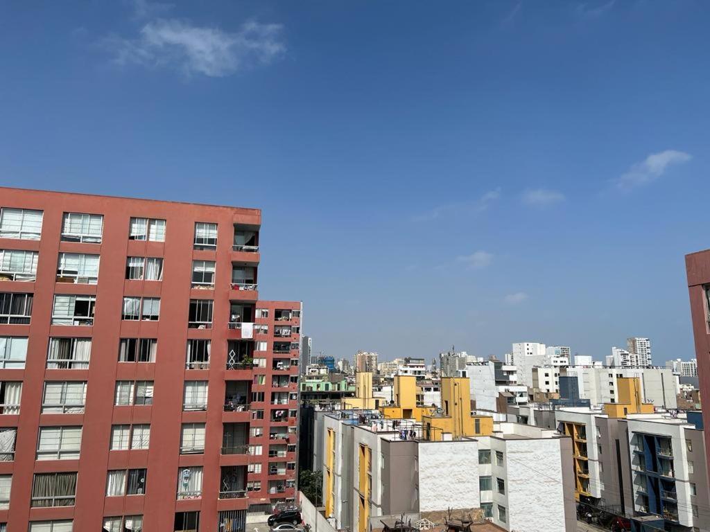 Apartamento Departamento Céntrico Y Moderno, Exelente Ubic. Lima